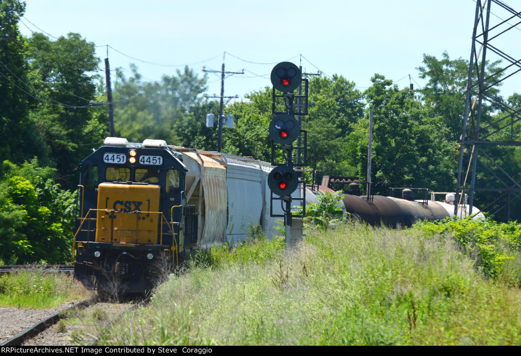  CSX 4451 Zoom Shot